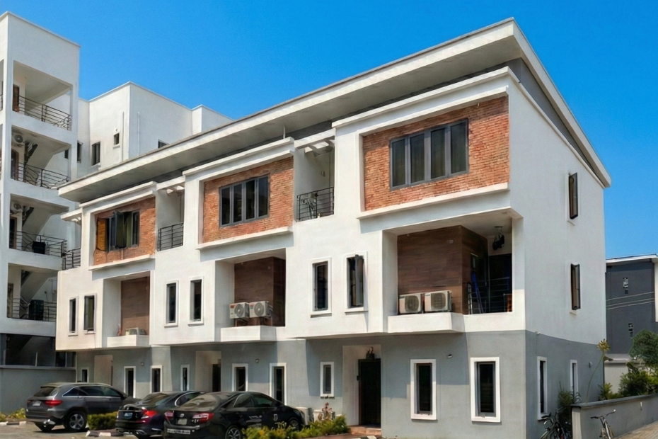 4 Bedroom Terrace
