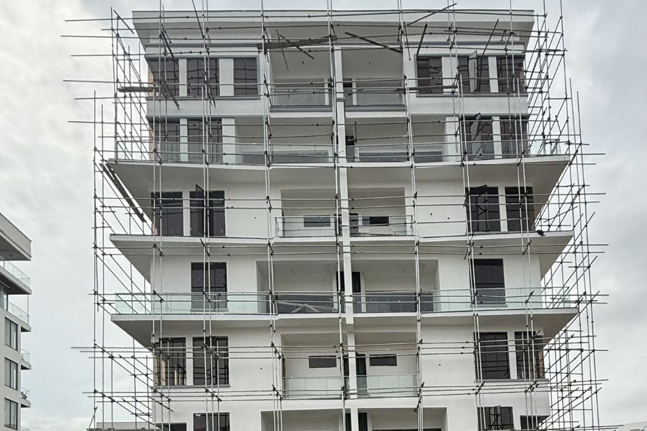 4 Bedroom Maisonette